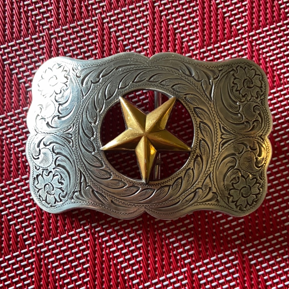⭐️ western belt buckle